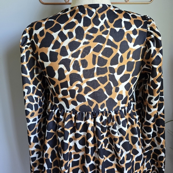 ASOS Design, New Oversized Long Blouson Sleeve Animal Print Mini Dress Size 8 - Picture 10 of 14